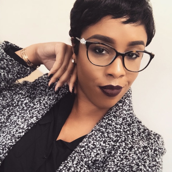 Fab DC lawyer 💅🏾 - Picture 2 of 2